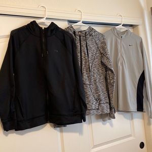 Women’s Athletic Sweatshirt Lot - Size L/XL